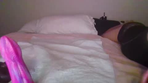 Snapshot of sdbeachfreaks chatting on 26, 11, 2025 SDBeachfreaks online show from 26, 11, 2025