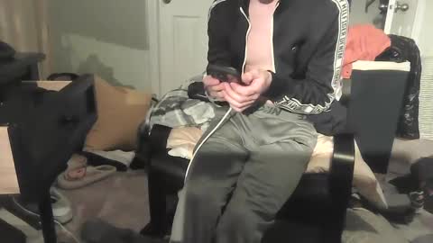 Snapshot of sdseventy chatting on 21, 2, 2025 ObvHype online show from 21, 2, 2025