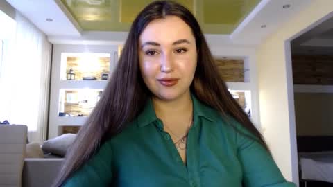 Snapshot of sea_cocktail chatting on 6, 12, 2024 Elizabeth  online show from 6, 12, 2024