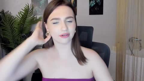 Snapshot of seaebreeze chatting on 10, 2, 2025 Kate online show from 10, 2, 2025