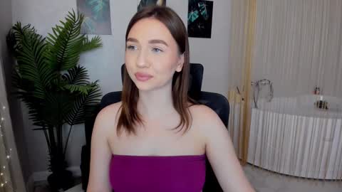 Snapshot of seaebreeze chatting on 17, 2, 2025 Kate online show from 17, 2, 2025