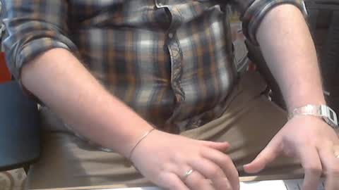 Snapshot of seathrough chatting on 6, 3, 2026 Falco J online show from 6, 3, 2026