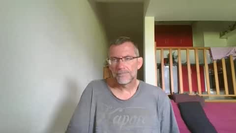 Snapshot of seb846894 chatting on 17, 5, 2026 seb846894 online show from 17, 5, 2026