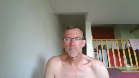 Snapshot of seb846894 chatting on 26, 5, 2026 seb846894 online show from 26, 5, 2026