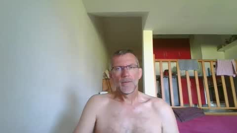Snapshot of seb846894 chatting on 28, 5, 2026 seb846894 online show from 28, 5, 2026