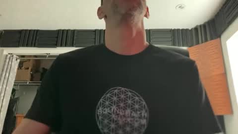 Sebastian online show from 28, 10, 2025