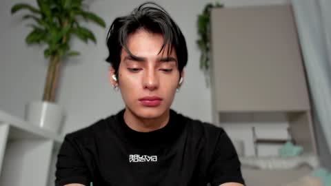 sebastian online show from 30, 1, 2025