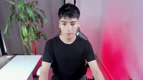 Snapshot of sebas_rosse chatting on 24, 3, 2026 sebastian online show from 24, 3, 2026