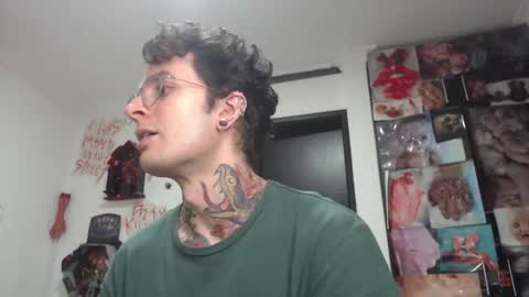 Snapshot of sebasbigdick_ chatting on 14, 10, 2025 spityio instagram online show from 14, 10, 2025