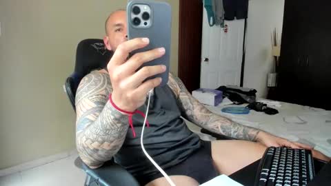 Snapshot of sebastiam_blake chatting on 4, 12, 2025 sebastiam_blake online show from 4, 12, 2025