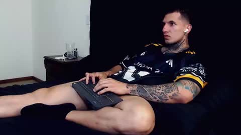 Snapshot of sebastian_muss chatting on 9, 10, 2025 Sebastian online show from 9, 10, 2025