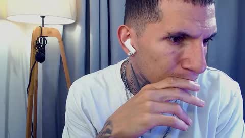 Snapshot of sebastian_muss chatting on 10, 10, 2025 Sebastian online show from 10, 10, 2025