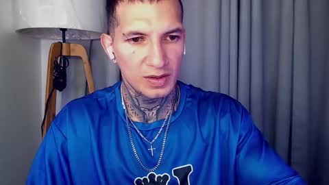 Snapshot of sebastian_muss chatting on 12, 10, 2025 Sebastian online show from 12, 10, 2025