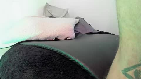 Snapshot of sebastianortizm chatting on 9, 2, 2025 Lucian Sinclair online show from 9, 2, 2025