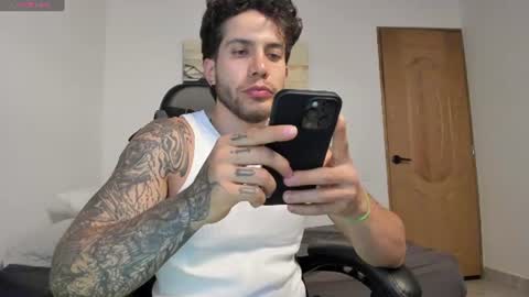 Snapshot of sebastianortizm chatting on 15, 7, 2026 Lucian Sinclair online show from 15, 7, 2026