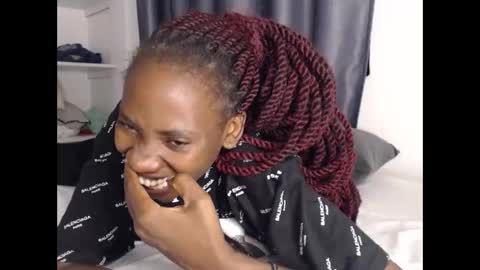 Snapshot of sebatrishaa chatting on 19, 9, 2025 sebatrishaa online show from 19, 9, 2025