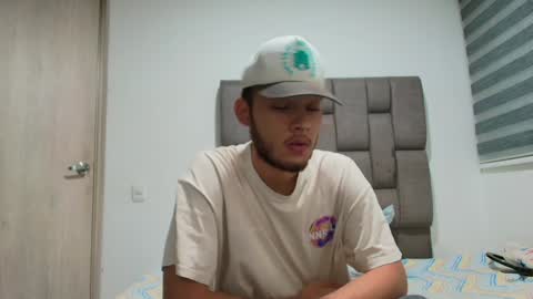 Snapshot of sebolaz chatting on 8, 2, 2025 ryan miller online show from 8, 2, 2025