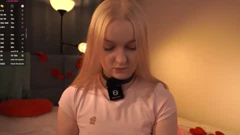 Snapshot of sebrinarainha chatting on 7, 11, 2025 Rina online show from 7, 11, 2025