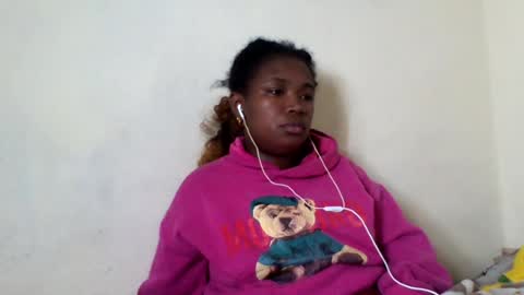 Snapshot of secil3274 chatting on 8, 7, 2026 secil3274 online show from 8, 7, 2026