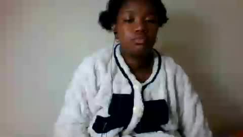 Snapshot of secil3274 chatting on 19, 7, 2026 secil3274 online show from 19, 7, 2026