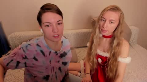 Amanda and  pair in a real life we love each other but can play with you online show from 21, 12, 2024