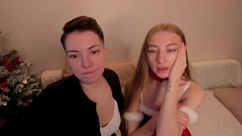 Amanda and  pair in a real life we love each other but can play with you online show from 1, 1, 2025