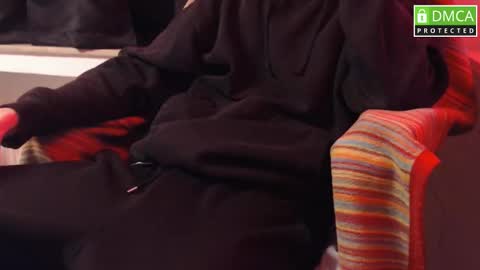 maybe Phil  online show from 21, 12, 2025