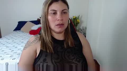 Snapshot of secretdeluxe chatting on 11, 5, 2026 Secret Bella online show from 11, 5, 2026