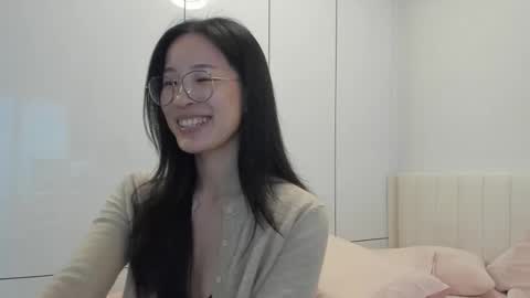 Angela online show from 28, 10, 2025