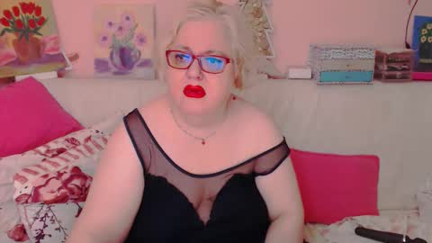 Snapshot of secretloverbbw chatting on 19, 9, 2025 Alice online show from 19, 9, 2025