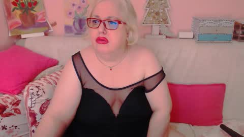 Snapshot of secretloverbbw chatting on 29, 9, 2025 Alice online show from 29, 9, 2025