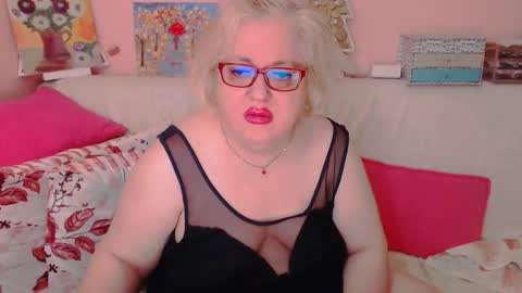 Snapshot of secretloverbbw chatting on 10, 10, 2025 Alice online show from 10, 10, 2025