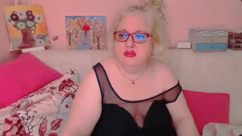 Snapshot of secretloverbbw chatting on 17, 10, 2025 Alice online show from 17, 10, 2025