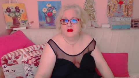Snapshot of secretloverbbw chatting on 28, 10, 2025 Alice online show from 28, 10, 2025