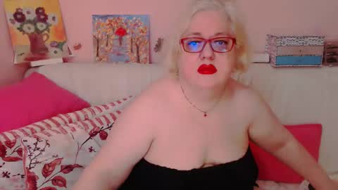 Snapshot of secretloverbbw chatting on 3, 11, 2025 Alice online show from 3, 11, 2025