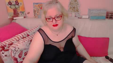 Snapshot of secretloverbbw chatting on 4, 11, 2025 Alice online show from 4, 11, 2025