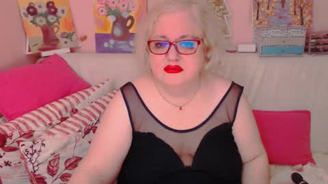 Snapshot of secretloverbbw chatting on 13, 11, 2025 Alice online show from 13, 11, 2025