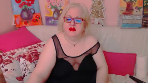 Snapshot of secretloverbbw chatting on 16, 12, 2025 Alice online show from 16, 12, 2025