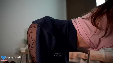 Snapshot of secrets_eli chatting on 1, 11, 2025 Eliz online show from 1, 11, 2025