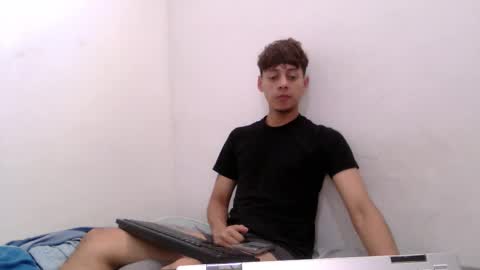 Snapshot of seductive_angel1 chatting on 8, 11, 2025 Angel online show from 8, 11, 2025