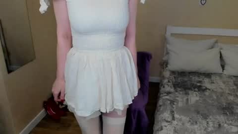 seductive_foxy_ online show from 13, 6, 2026
