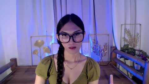 Snapshot of seductive_kimxxx chatting on 3, 5, 2026 your miss universe kim online show from 3, 5, 2026