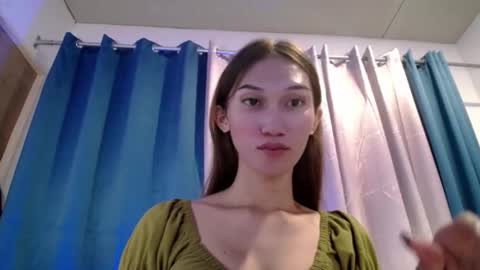 Snapshot of seductive_kimxxx chatting on 27, 5, 2026 your miss universe kim online show from 27, 5, 2026
