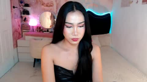 Snapshot of seductive_vana chatting on 11, 6, 2026 Vanessa online show from 11, 6, 2026