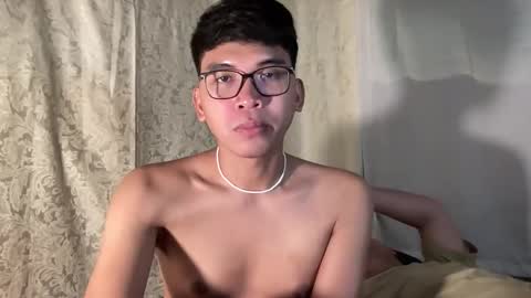 Snapshot of seductive_william chatting on 5, 1, 2026 William online show from 5, 1, 2026
