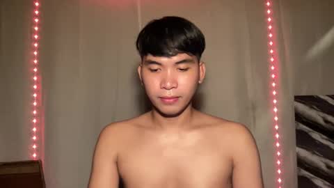 Snapshot of seductive_william chatting on 7, 4, 2026 William online show from 7, 4, 2026