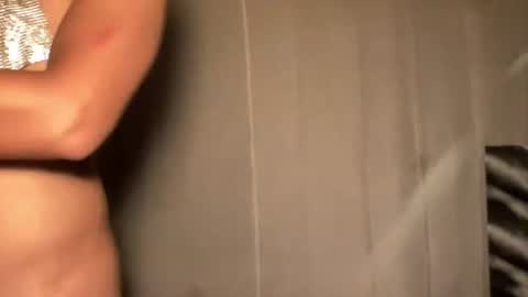 Snapshot of seductive_william chatting on 3, 7, 2026 William online show from 3, 7, 2026