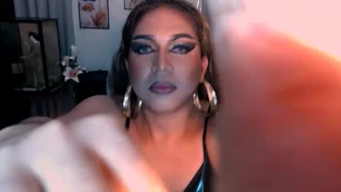 YOUR LOVES CHEALSY online show from 8, 1, 2026