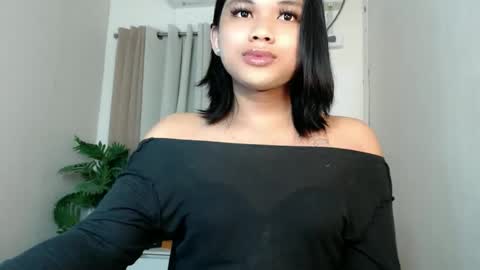Snapshot of seductivedeluxe69 chatting on 4, 6, 2026 Deluxe online show from 4, 6, 2026