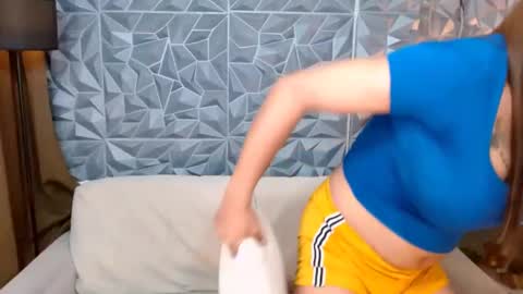 Snapshot of seductivelatina69 chatting on 20, 2, 2025 Lala online show from 20, 2, 2025